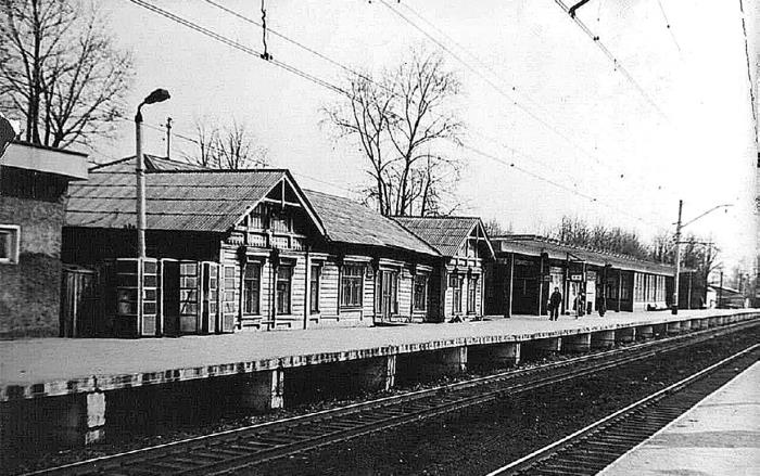 Парижские мальчики в сталинской Москве