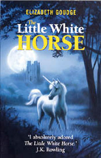 Книга Маленькая белая лошадка в серебряном свете луны