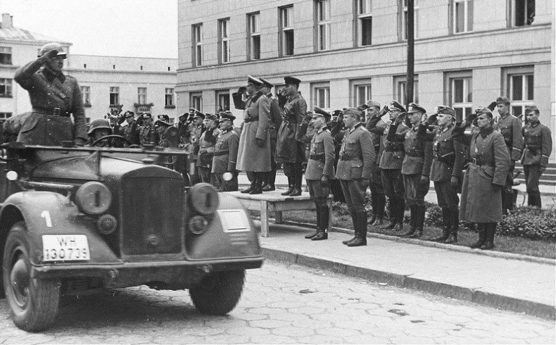 Еврейское счастье Арона-Сапожника. Сапоги для Парада Победы