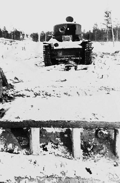 Зимняя война: «Ломят танки широкие просеки»