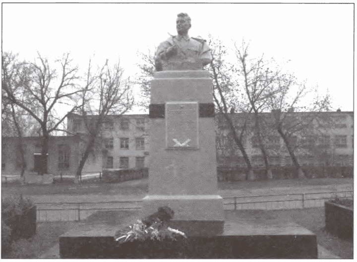 На Днепровском рубеже. Тайна гибели генерала Петровского