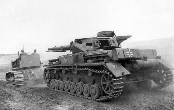 Средний танк PZ.IV. «Рабочая лошадка» Панцерваффе