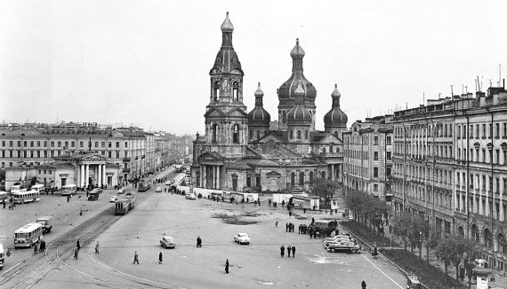 Сенная площадь. Вчера, сегодня, завтра