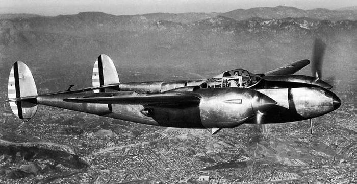 Истребитель-«молния» P-38 «Лайтнинг»