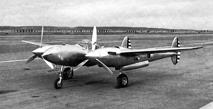 Истребитель-«молния» P-38 «Лайтнинг»