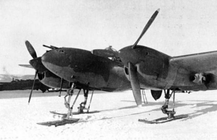 Истребитель-«молния» P-38 «Лайтнинг»