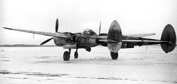 Истребитель-«молния» P-38 «Лайтнинг»