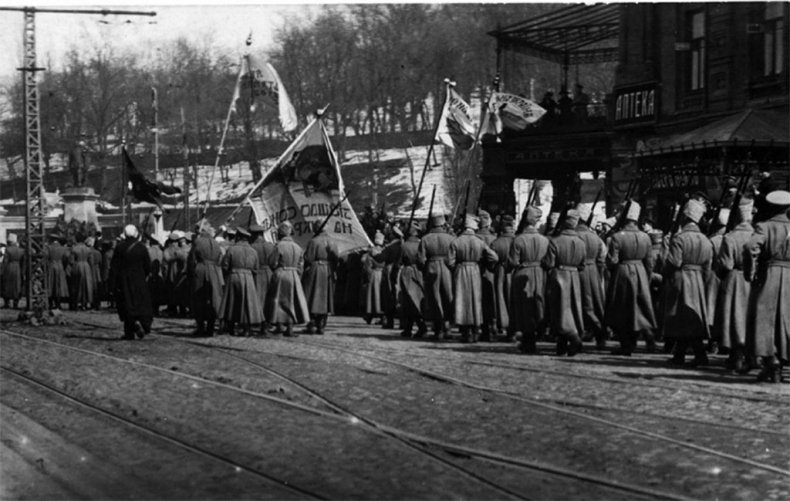 Весна народов. Русские и украинцы между Булгаковым и Петлюрой